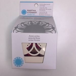 Martha Stewart Flower Arches Circle Edge Punch Paper Lace Craft Scrapbooking NEW
